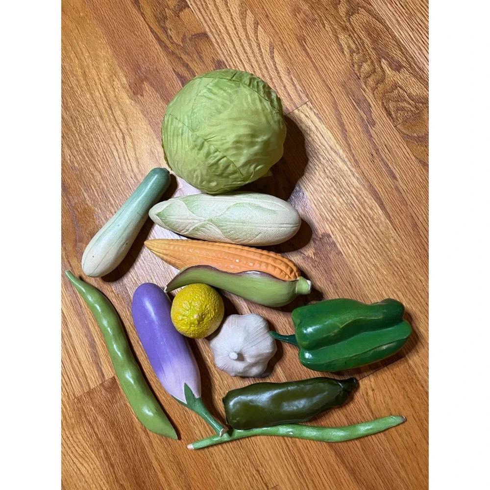Vtg Realistic Faux Vegetable Set Cabbage Corn Eggplant Bell Pepper Lemon Garlic
